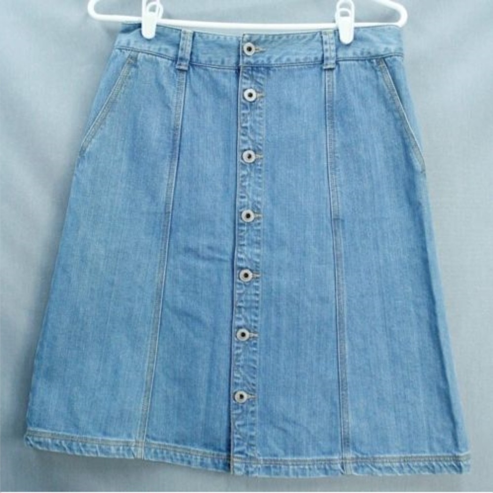 Eddie Bauer Size 4 Skirt Denim Front Button NEW